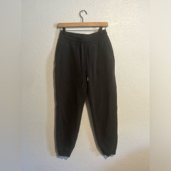 lululemon athletica Pants - Lululemon scuba joggers black